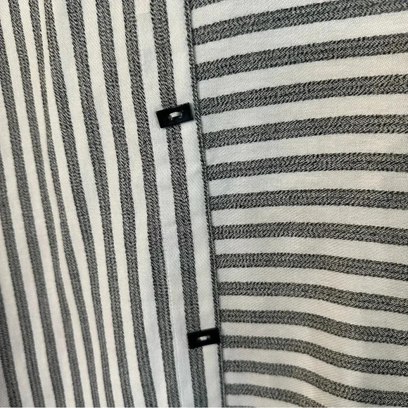 Soft Surroundings Women's Asymmetrical 3/4 Sleeve Striped Top Size PXS GUC - Picture 11 of 12